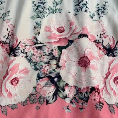 Modny Zimowy Płaszcz z Kapturem - Kwiatowy Wzór