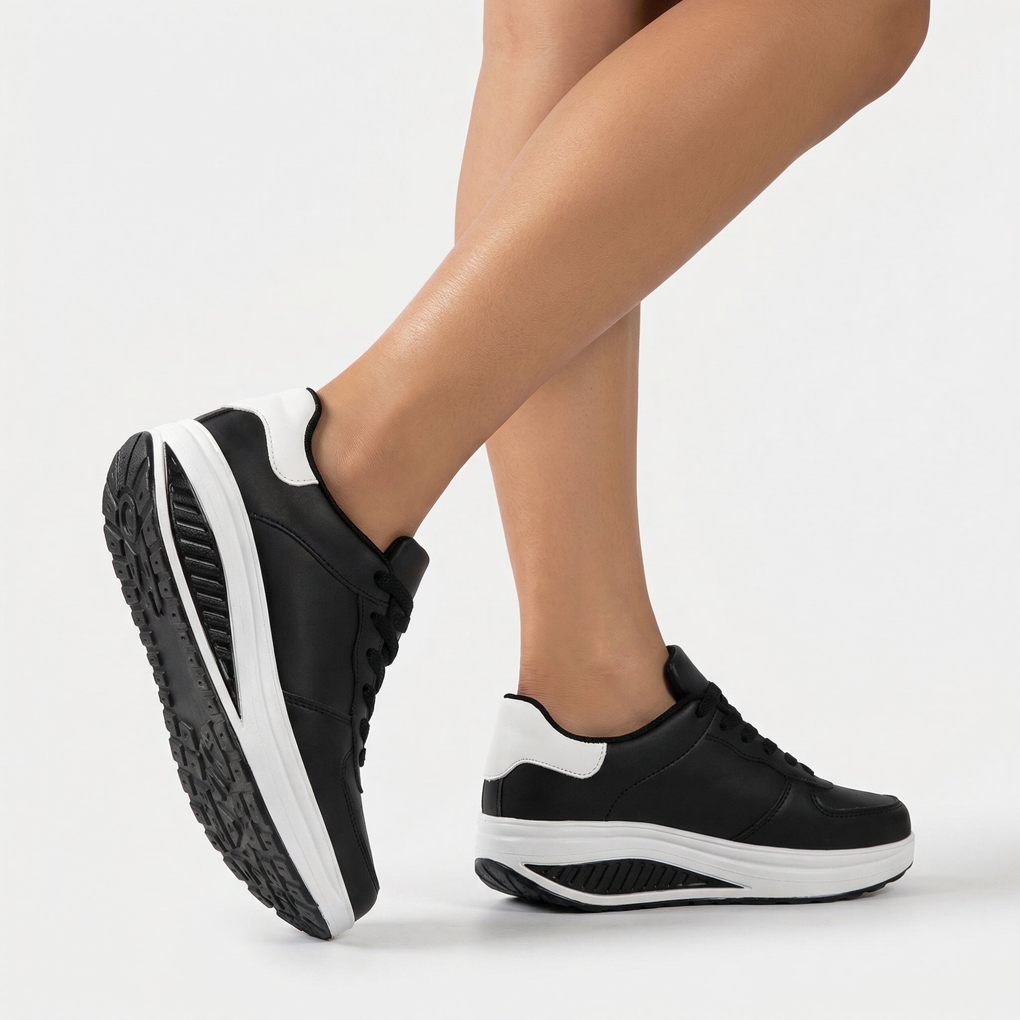 Sneakersy Damskie Na Koturnie Sznurowane