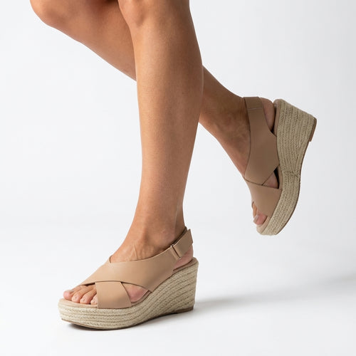 Espadryle Damskie Na Koturnie Wsuwane